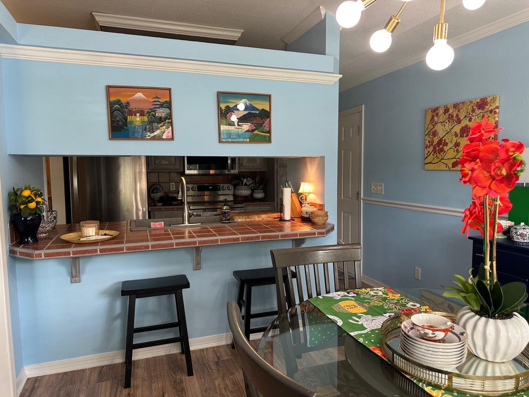 Dining room, Interior, Kitchen, Pendant Lights, Stainless Steel Appliances, Wood Texture Flooring