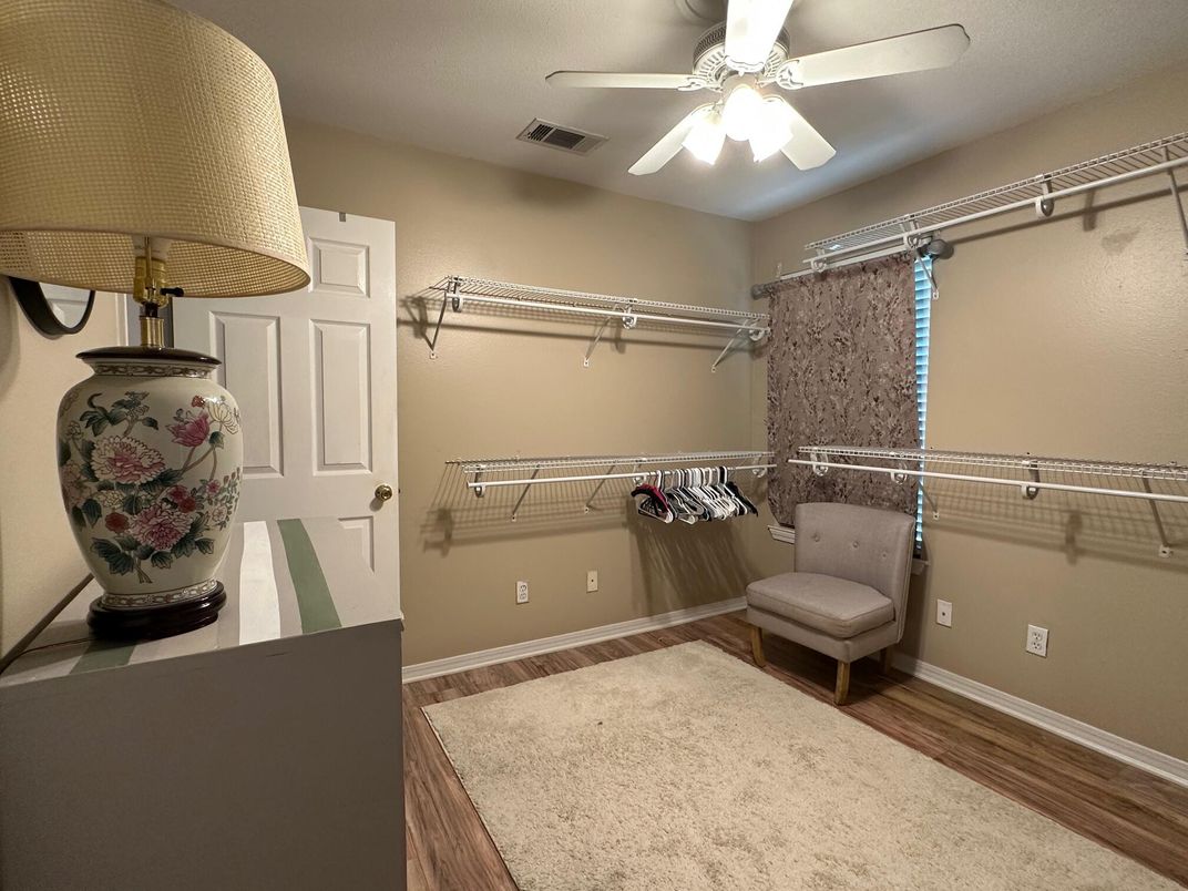 Interior, Walk-in Closets, Wood Texture Flooring