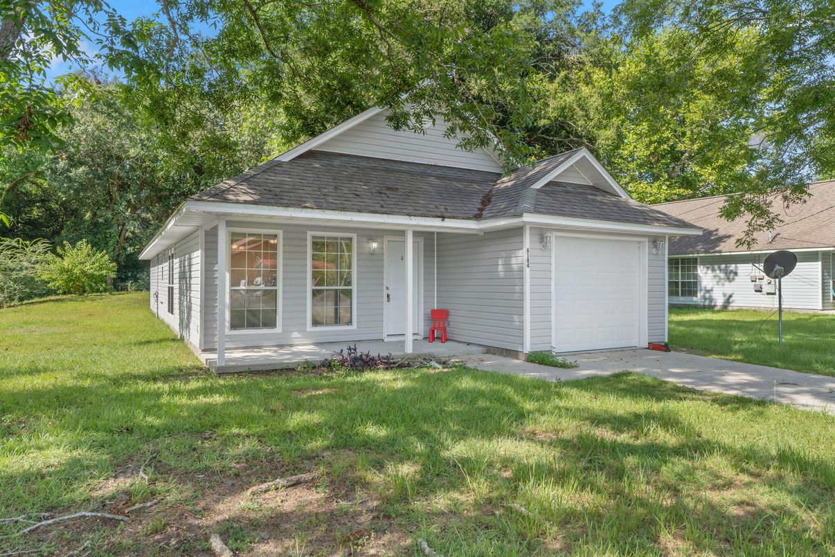 Backyard, Detached Garage, Exterior