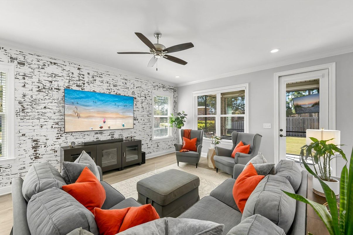 Interior, Living room, Recessed Lighting, Wood Texture Flooring