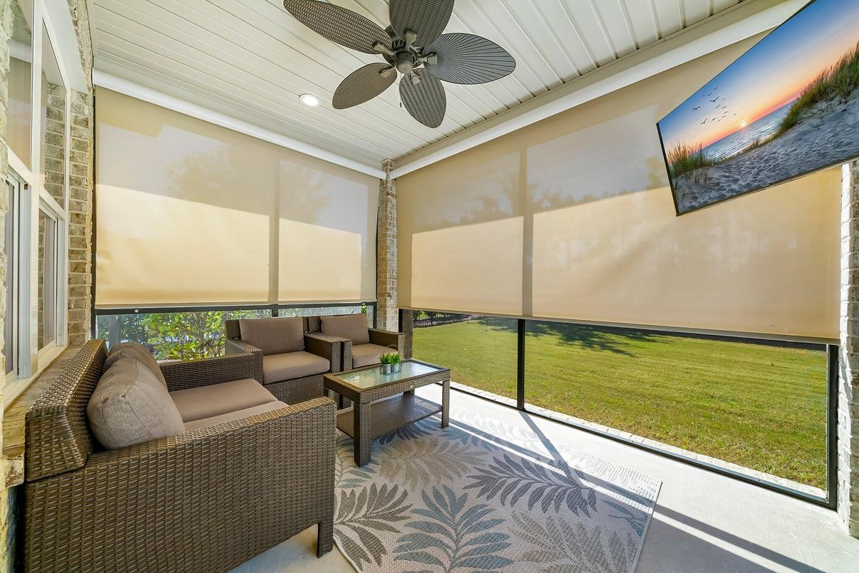 Interior, Living room, Recessed Lighting, Sun Room