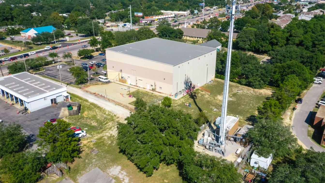 Exterior, Drone