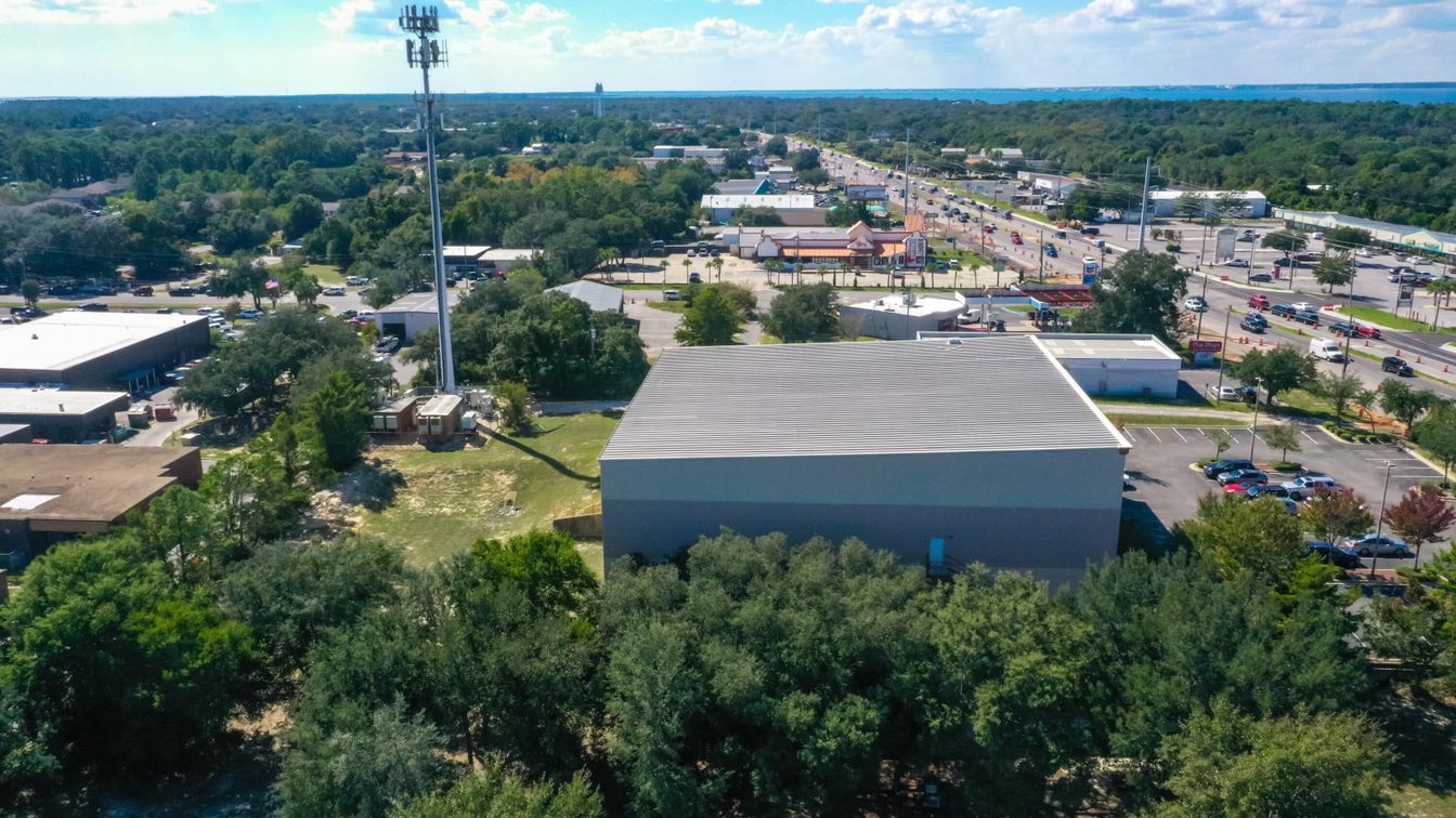 Exterior, Drone
