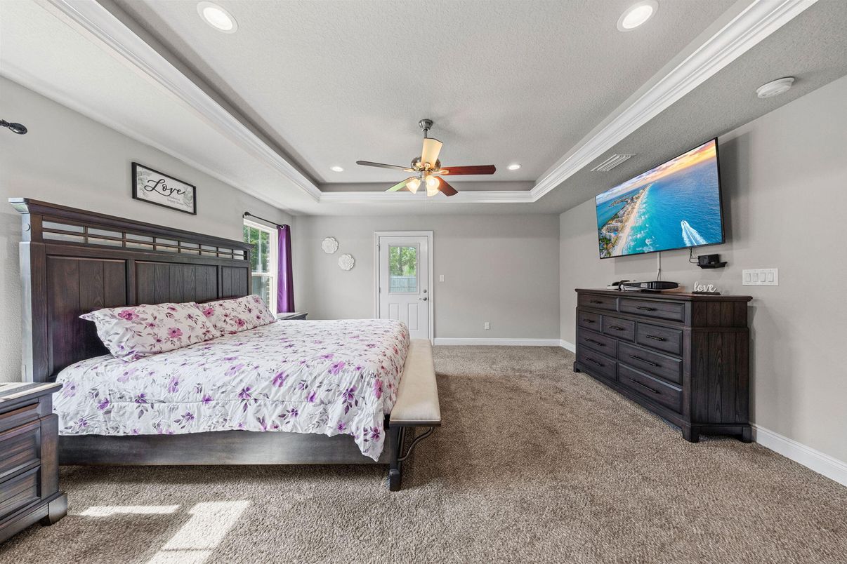 Bedroom, Interior, Recessed Lighting