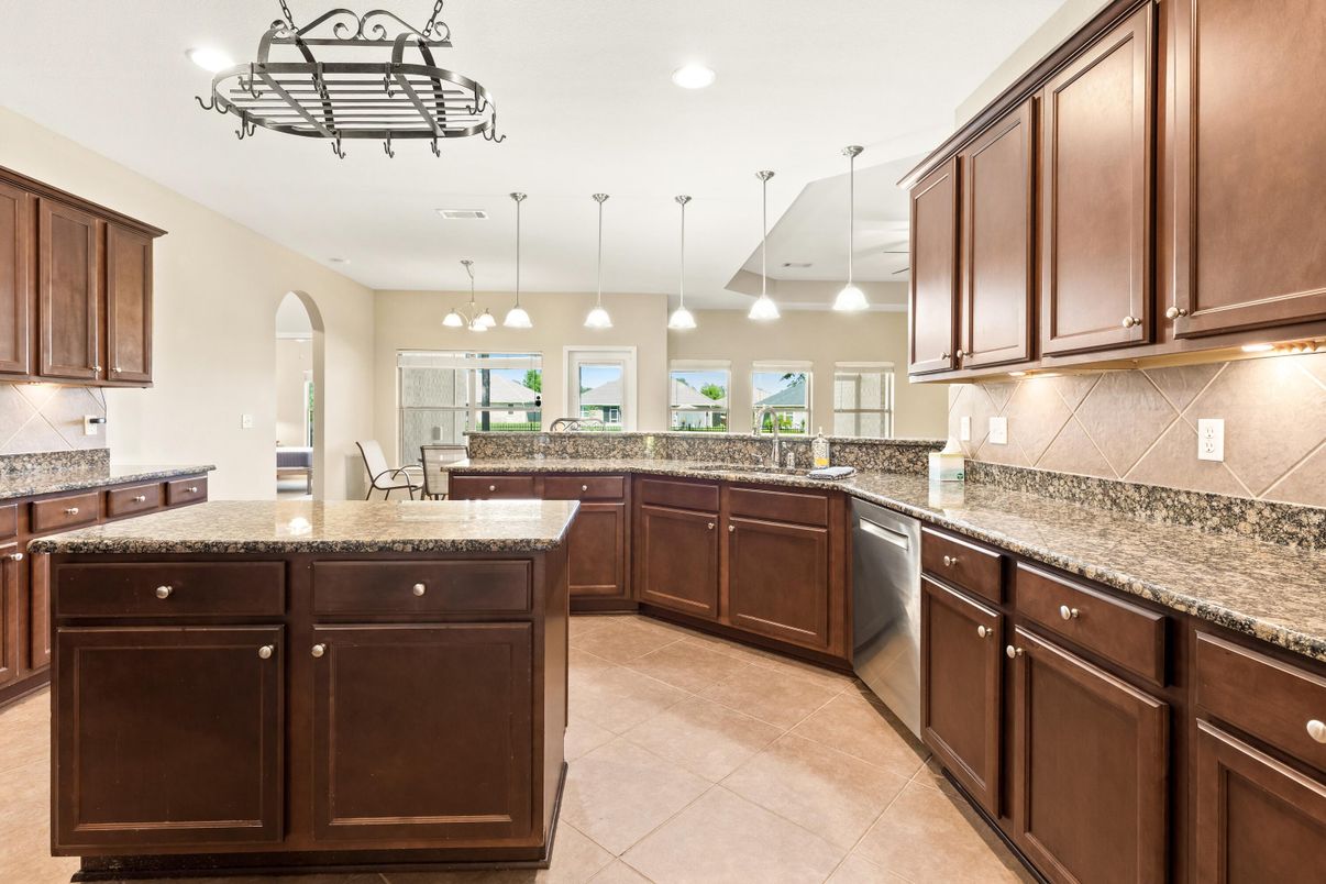 Dining room, Interior, Kitchen, Pendant Lights, Recessed Lighting