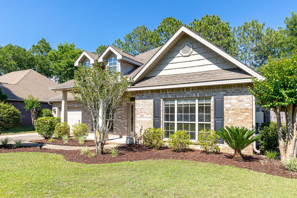 Attached, Exterior, Facade, Brick Facade, Brick Traditional