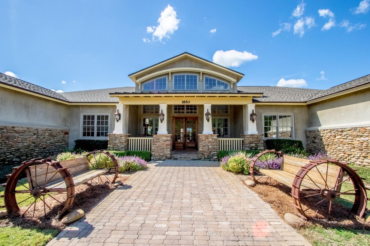 Exterior, Facade, American Craftsman