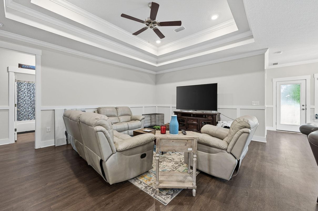 Interior, Living room, Recessed Lighting, Wood Texture Flooring
