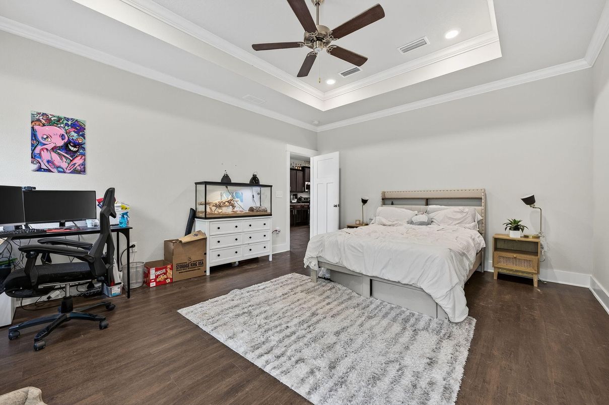 Bedroom, Home Office, Interior, Recessed Lighting, Wood Texture Flooring
