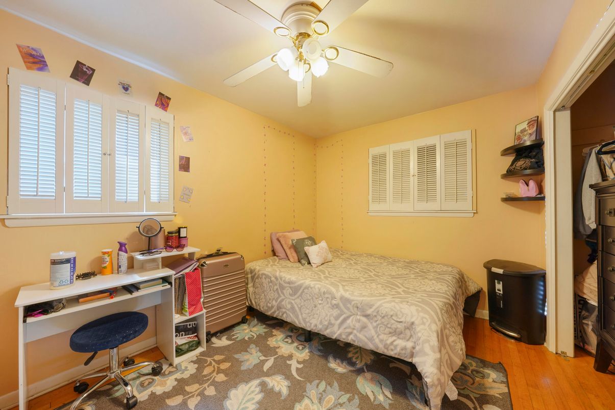 Bedroom, Home Office, Interior, Wood Texture Flooring