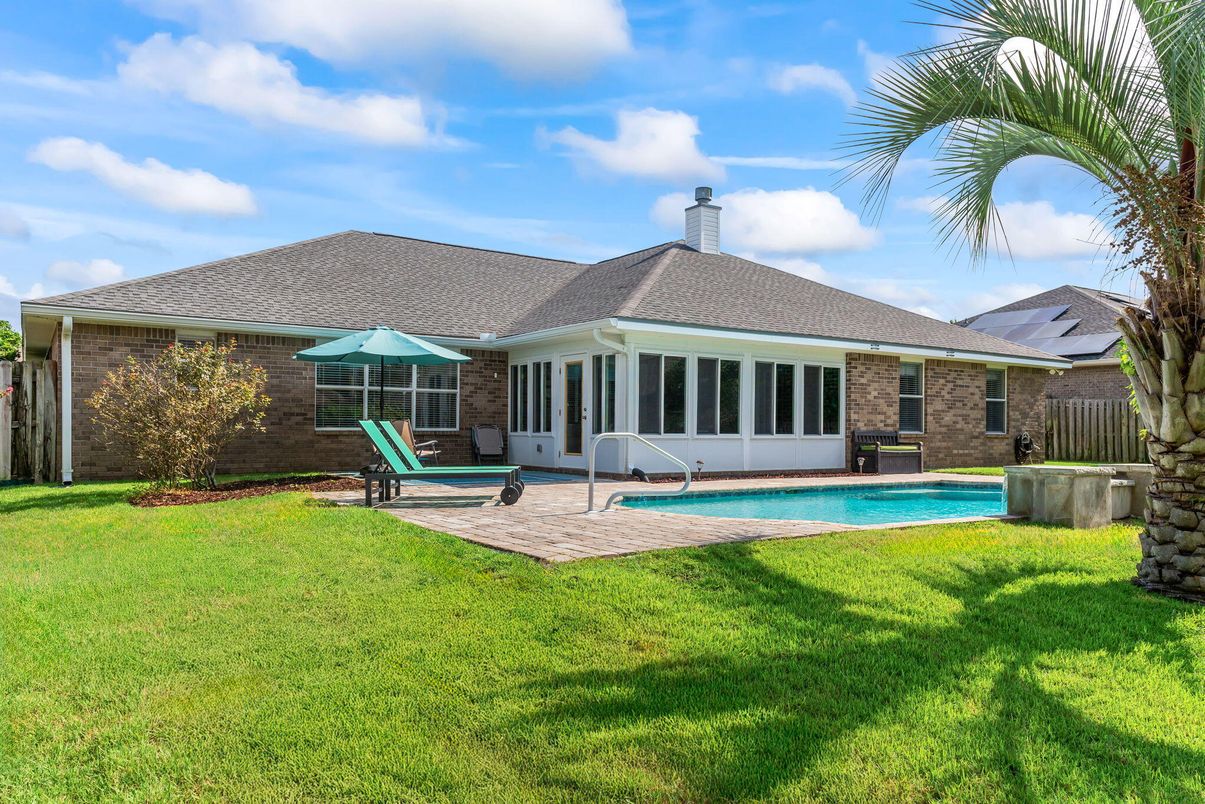 Backyard, Exterior, Pool