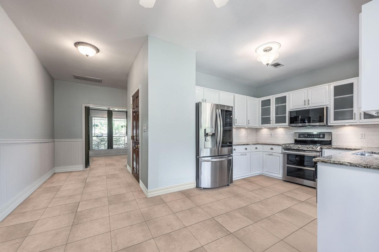 Interior, Kitchen, Stainless Steel Appliances