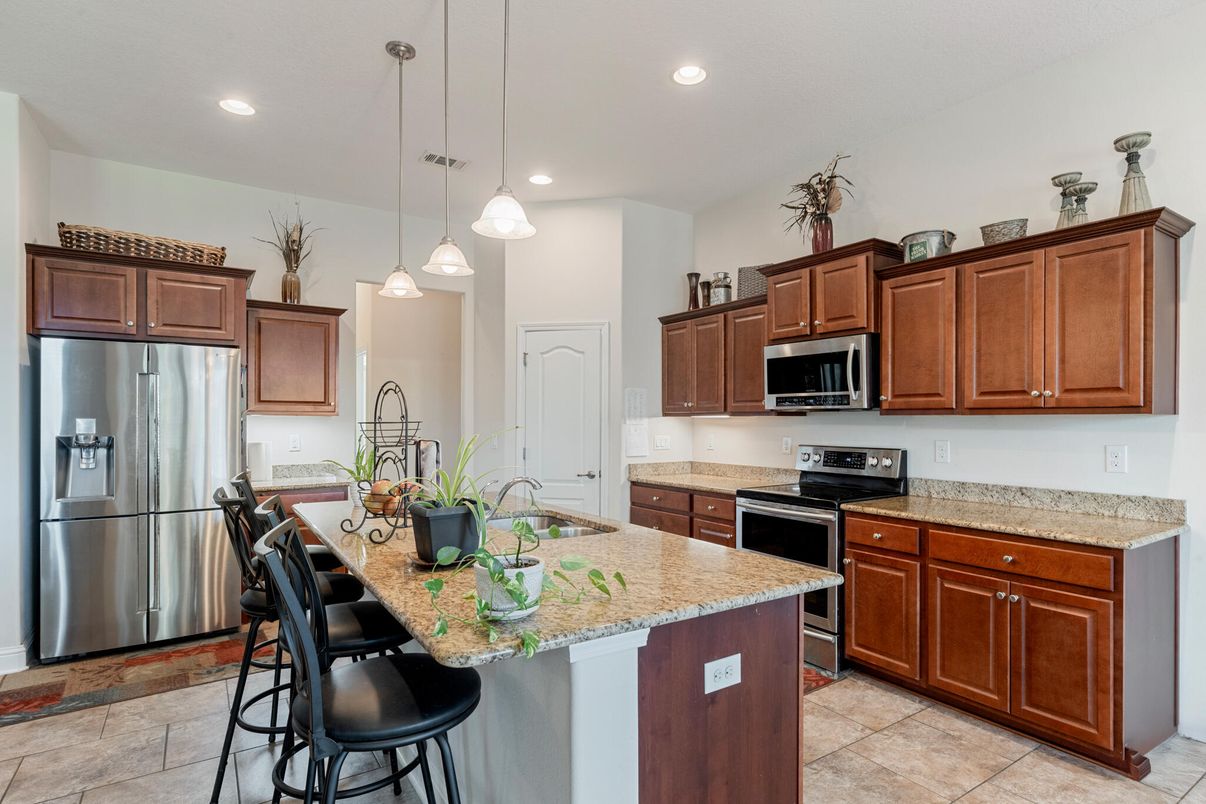 Interior, Kitchen, Pendant Lights, Recessed Lighting, Stainless Steel Appliances