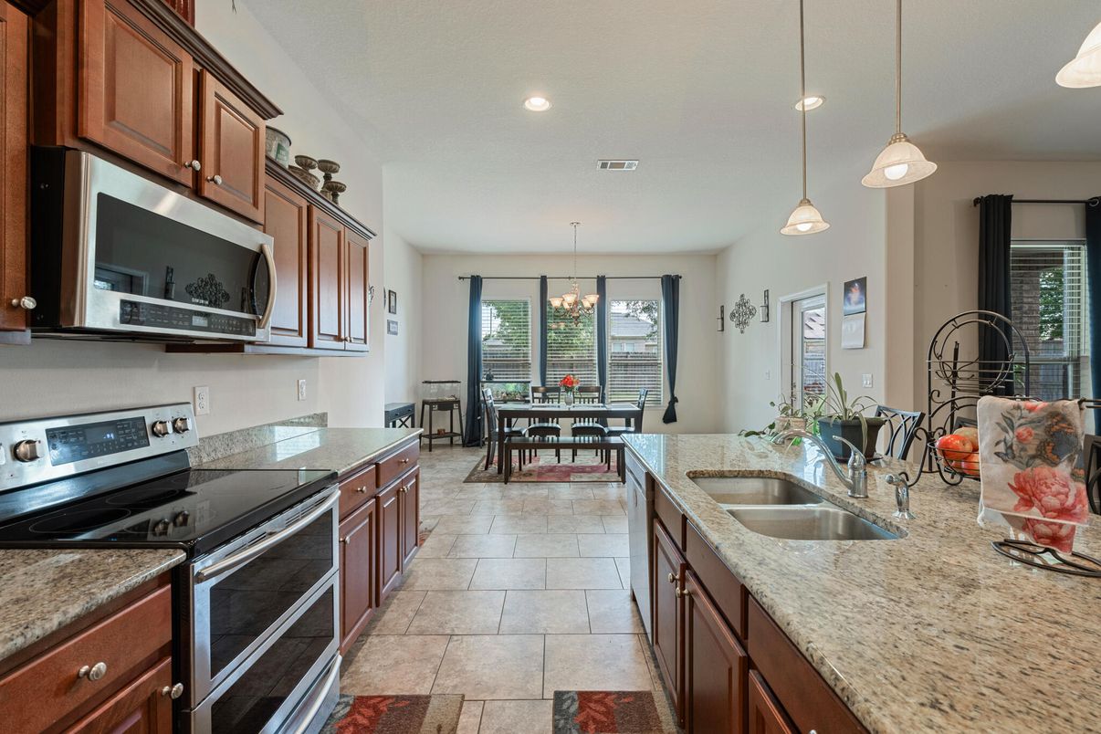 Chandelier, Dining room, Interior, Kitchen, Pendant Lights, Recessed Lighting