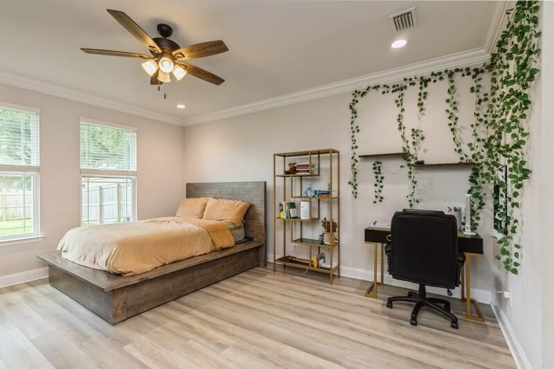Bedroom, Home Office, Interior, Recessed Lighting, Wood Texture Flooring