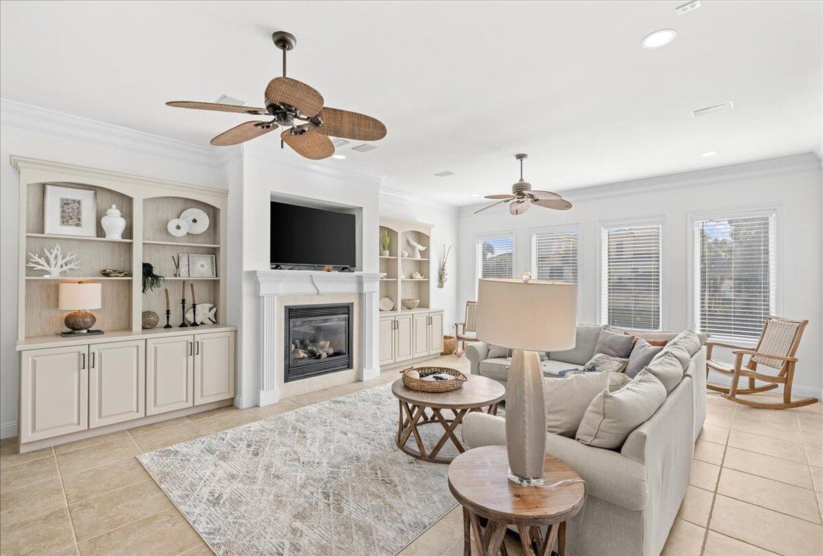 Fireplace, Interior, Living room, Recessed Lighting