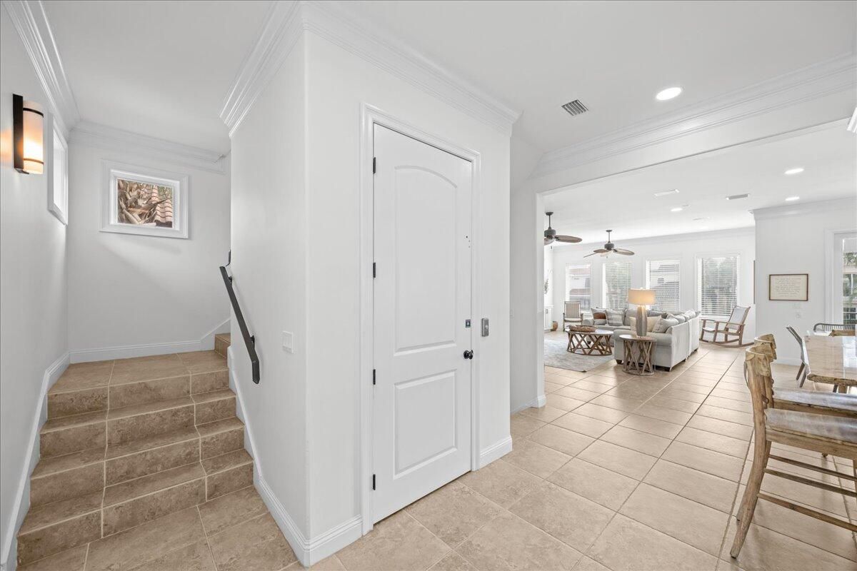Dining room, Interior, Living room, Recessed Lighting