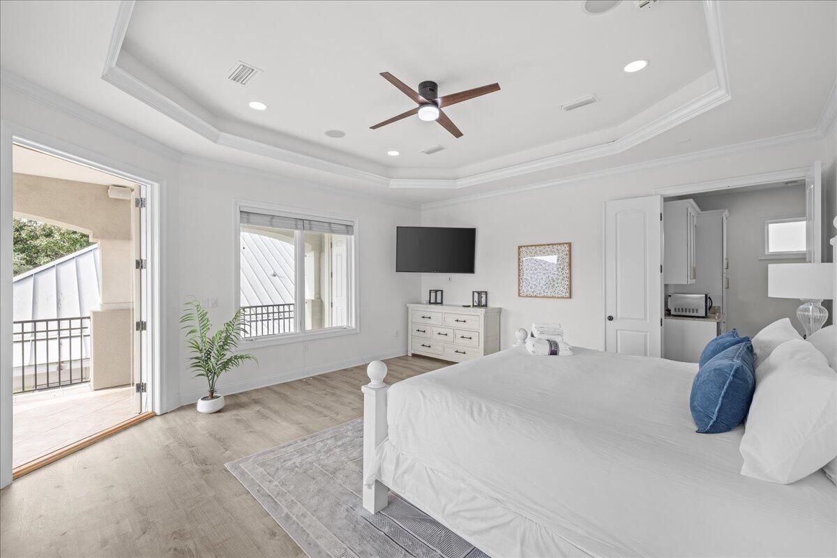 Bedroom, Interior, Recessed Lighting, Wood Texture Flooring