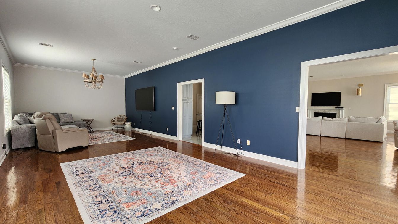 Chandelier, Interior, Living room, Wood Texture Flooring