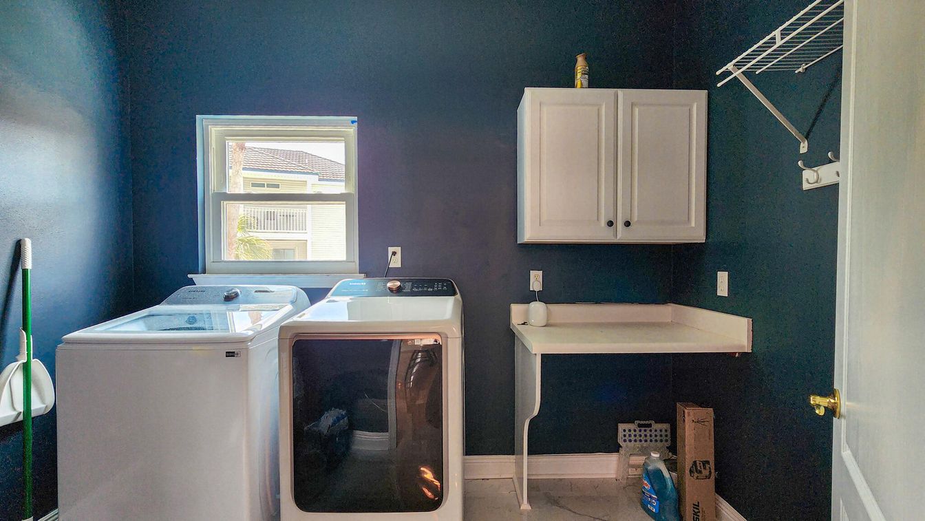 Interior, Washer