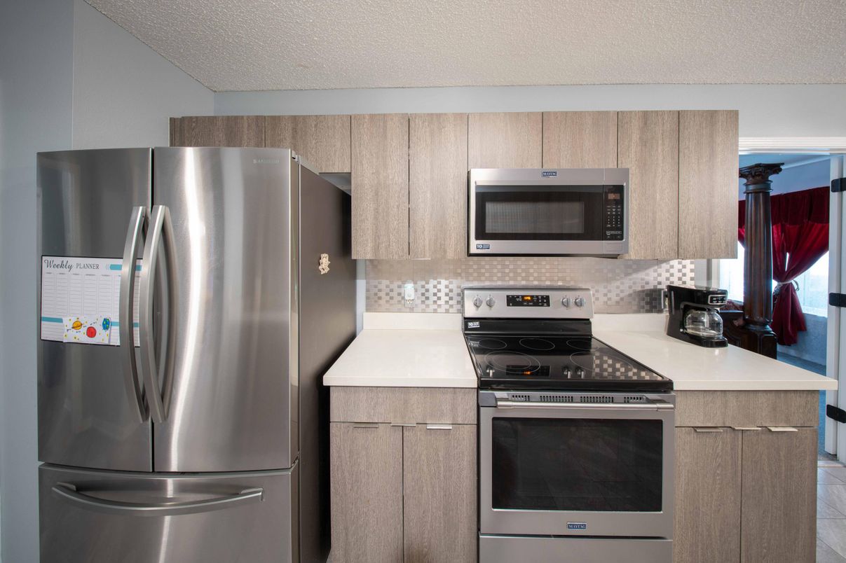 Interior, Kitchen, Stainless Steel Appliances