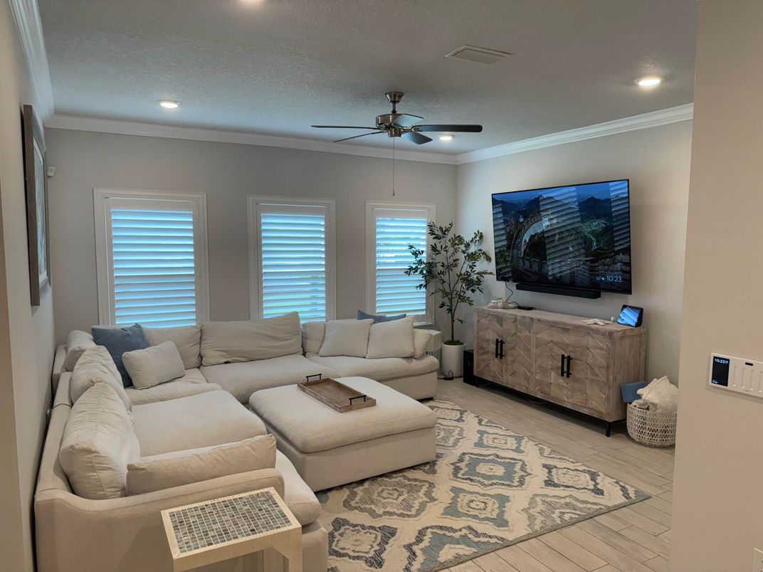 Interior, Living room, Recessed Lighting, Wood Texture Flooring