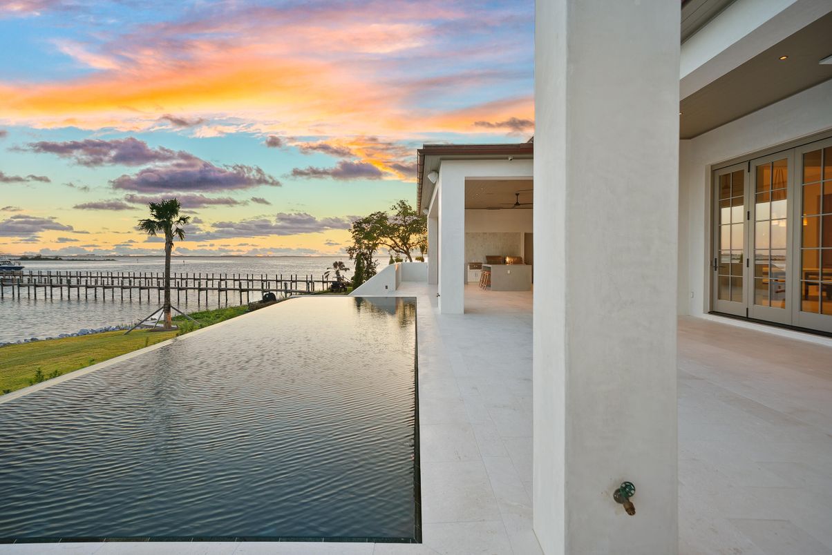 Water, Exterior, Pool, Other