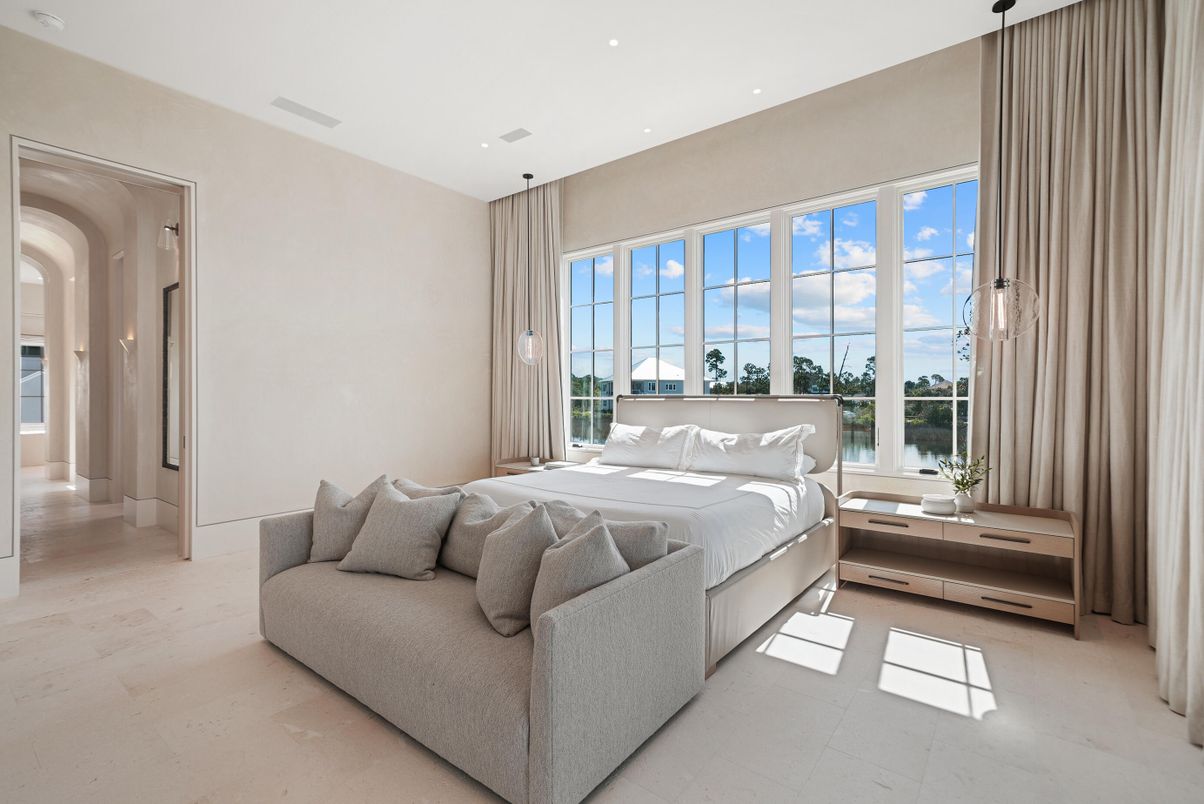 Bedroom, Interior, Recessed Lighting, Water