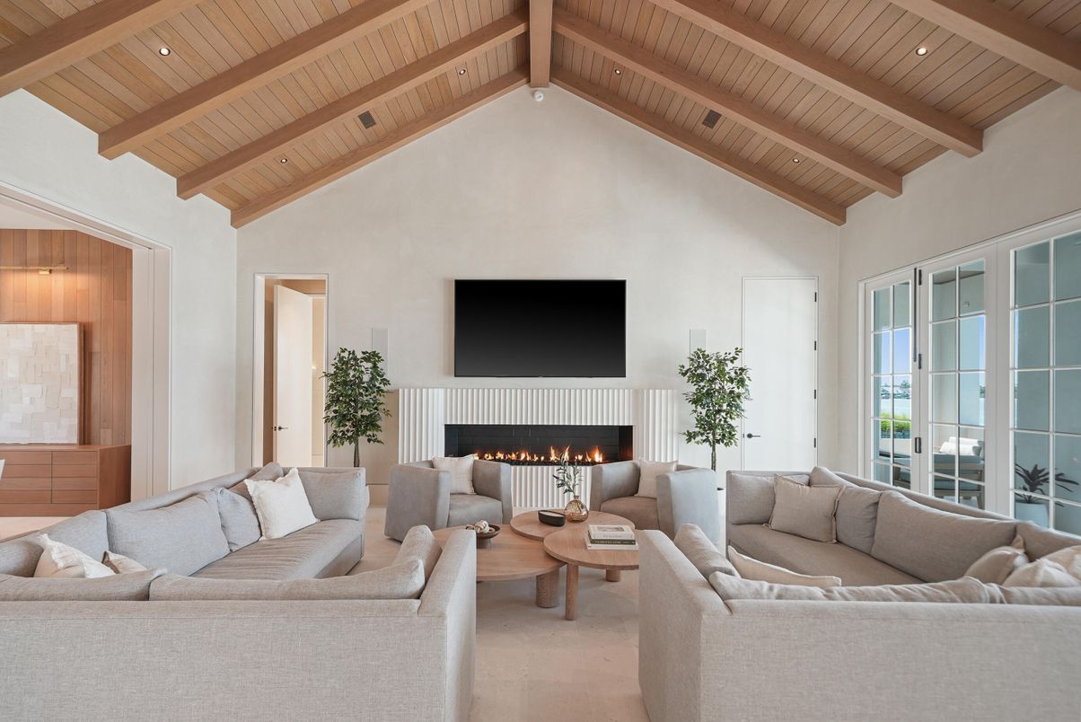 Fireplace, Interior, Living room, Recessed Lighting, Wooden Beams, Wooden Ceilings