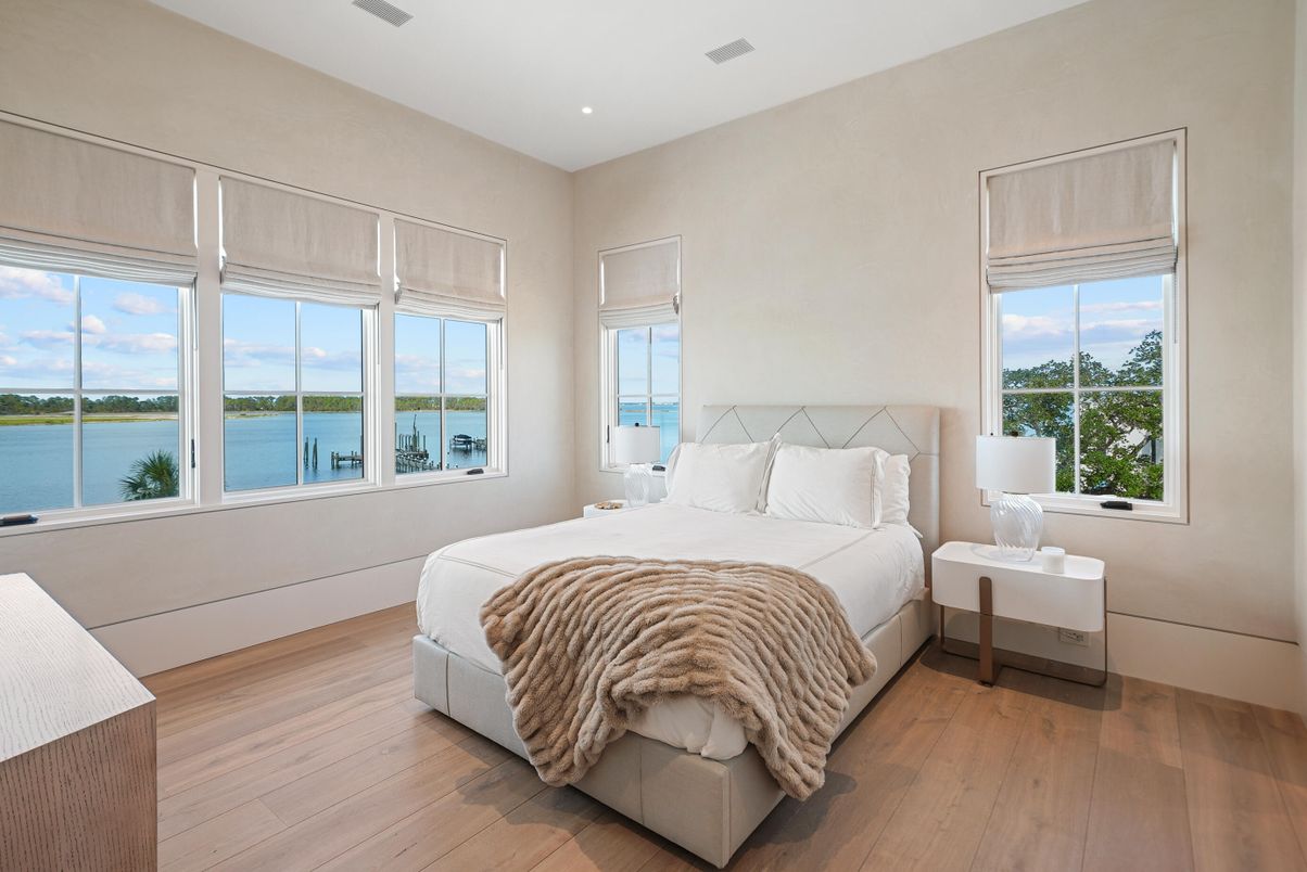 Bedroom, Interior, Recessed Lighting, Water, Wood Texture Flooring