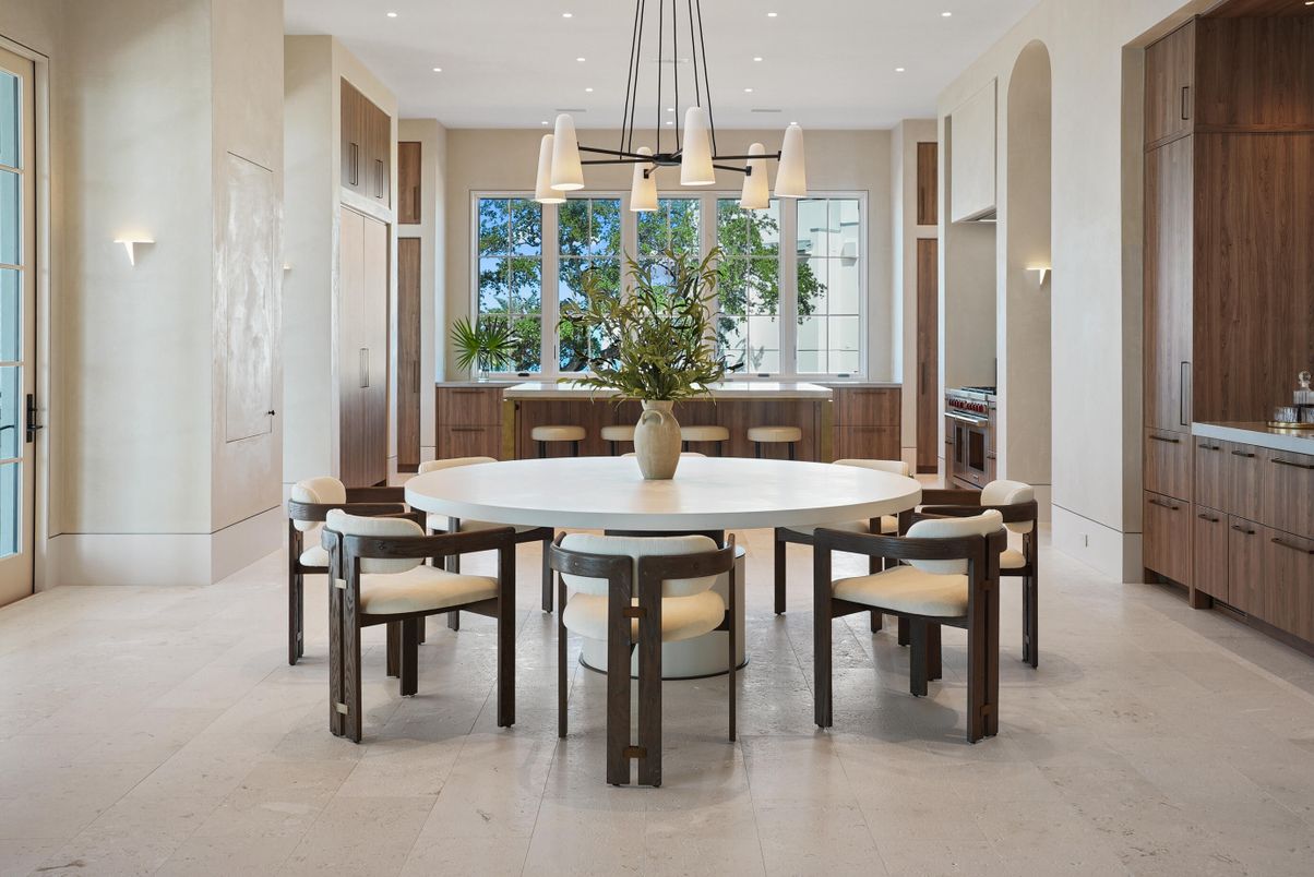 Dining room, Interior, Pendant Lights, Recessed Lighting
