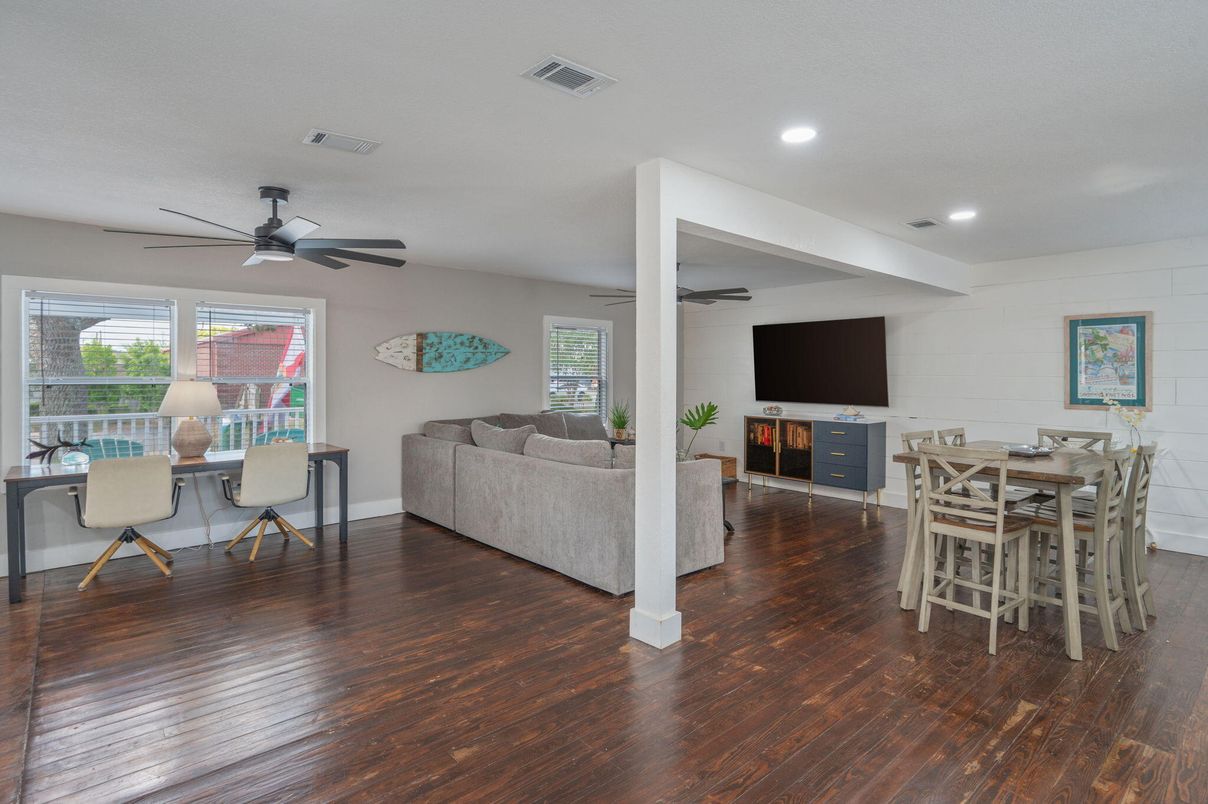 Dining room, Interior, Living room, Recessed Lighting, Wood Texture Flooring