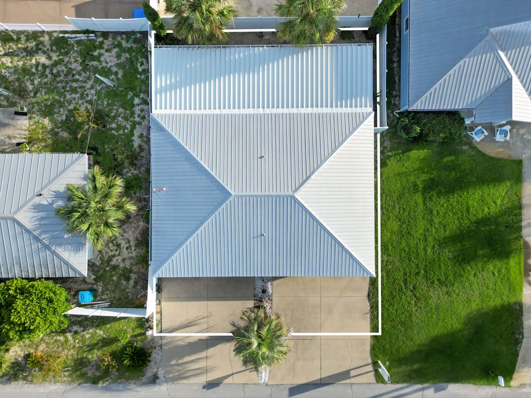 Exterior, Drone