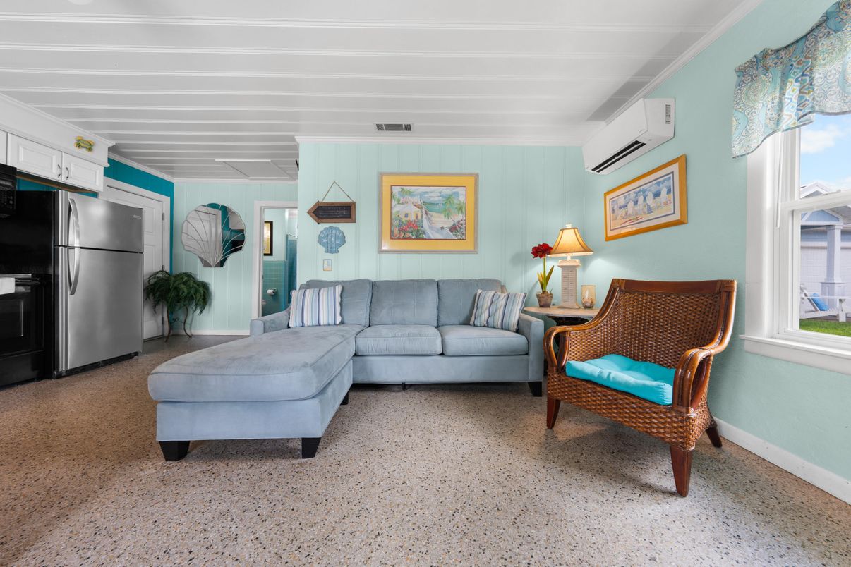Interior, Living room, Stainless Steel Appliances