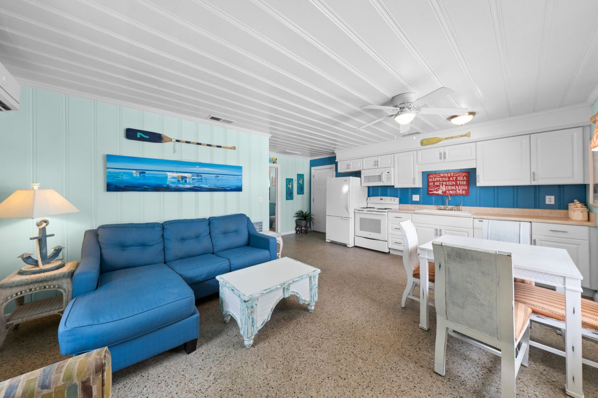 Interior, Kitchen, Living room