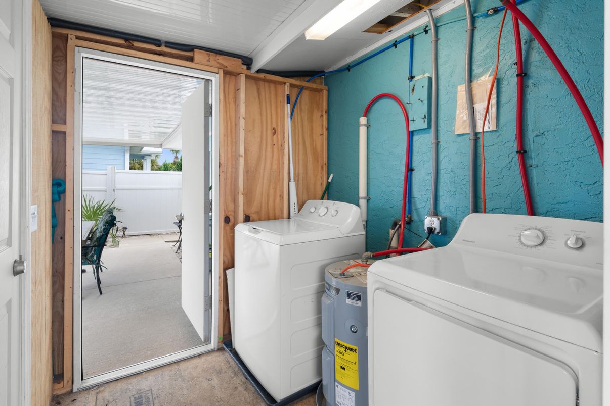 Interior, Washer