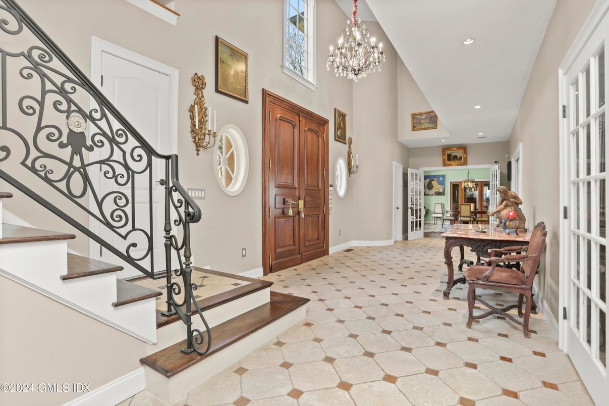 Chandelier, Dining room, Interior, Recessed Lighting