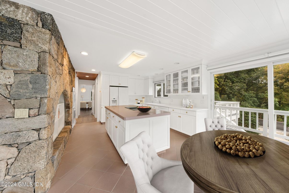 Interior, Kitchen, Recessed Lighting, Stone Walls