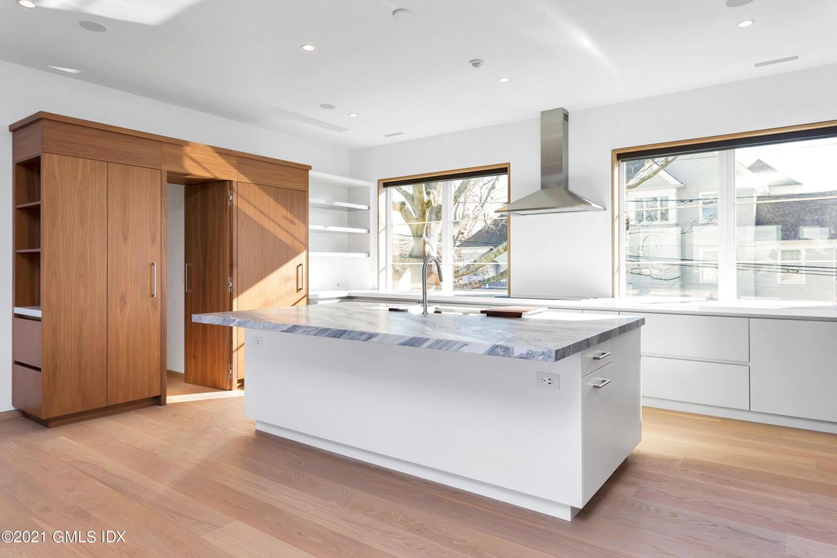 Interior, Kitchen, Recessed Lighting, Wood Texture Flooring