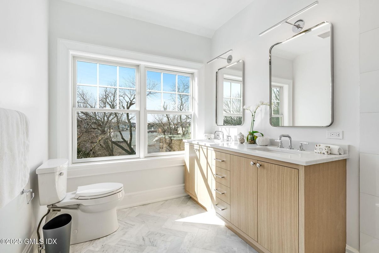 Bathroom, Dual Sink Vanities, Interior, Marble