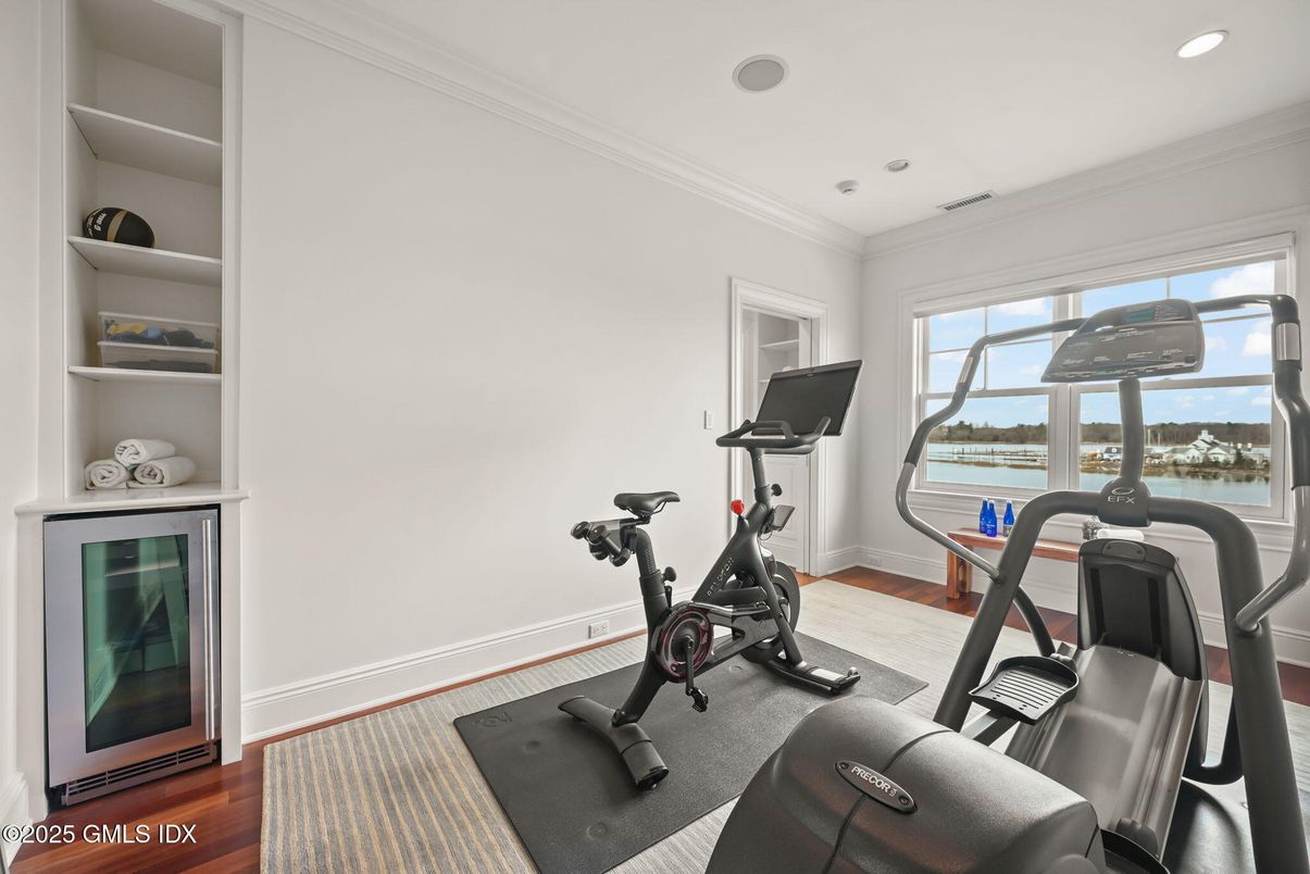 Fitness Equipment, Interior, Recessed Lighting, Water, Wood Texture Flooring