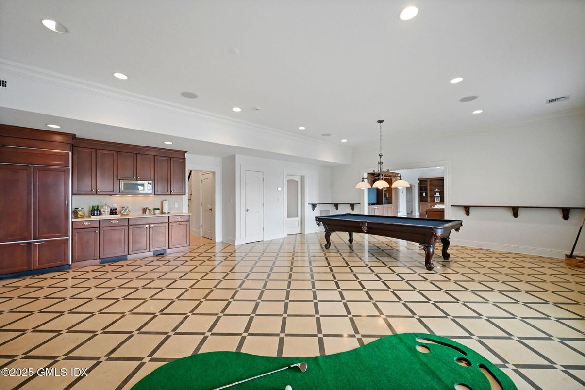 Billiard Table, Game Room, Interior, Kitchen, Pendant Lights, Recessed Lighting