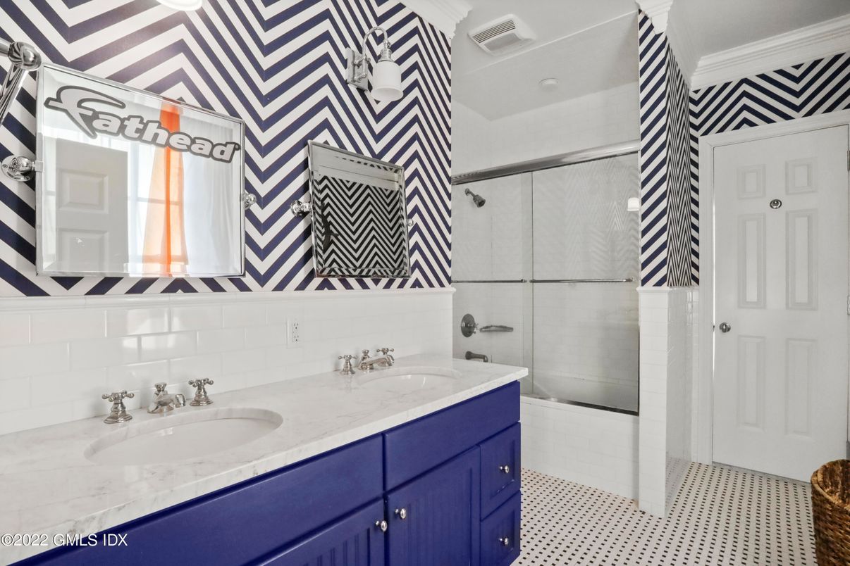 Bathroom, Dual Sink Vanities, Glass Shower, Interior