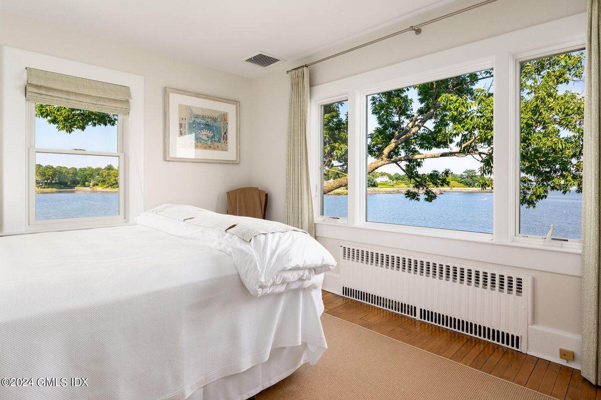 Bedroom, Interior, Water, Wood Texture Flooring