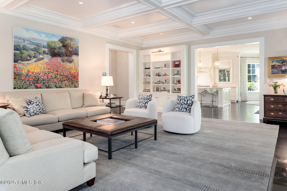 Interior, Living room, Pendant Lights, Recessed Lighting, Wood Texture Flooring