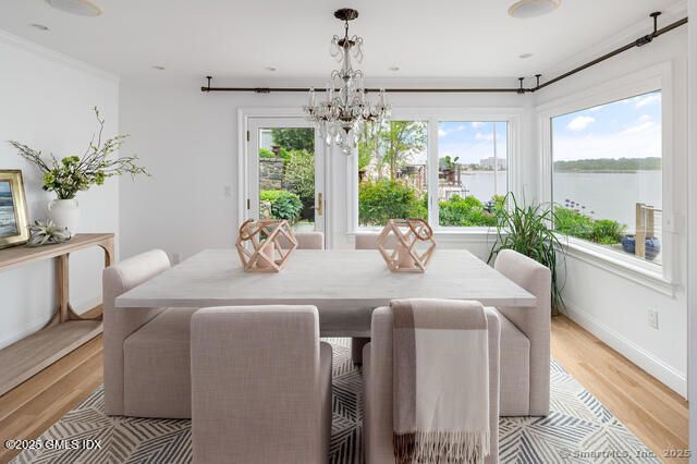 Chandelier, Dining room, Interior, Recessed Lighting, Water, Wood Texture Flooring
