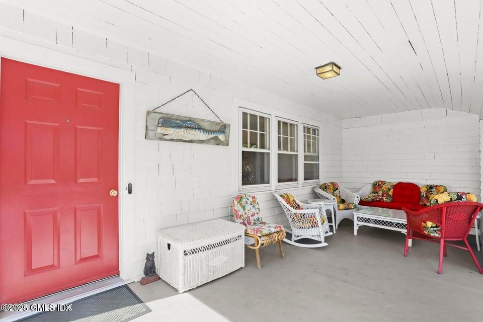 Exterior, Interior, Stone Walls