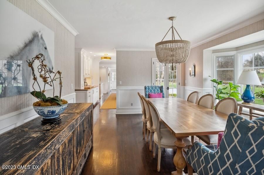 Chandelier, Dining room, Interior, Pendant Lights, Wood Texture Flooring