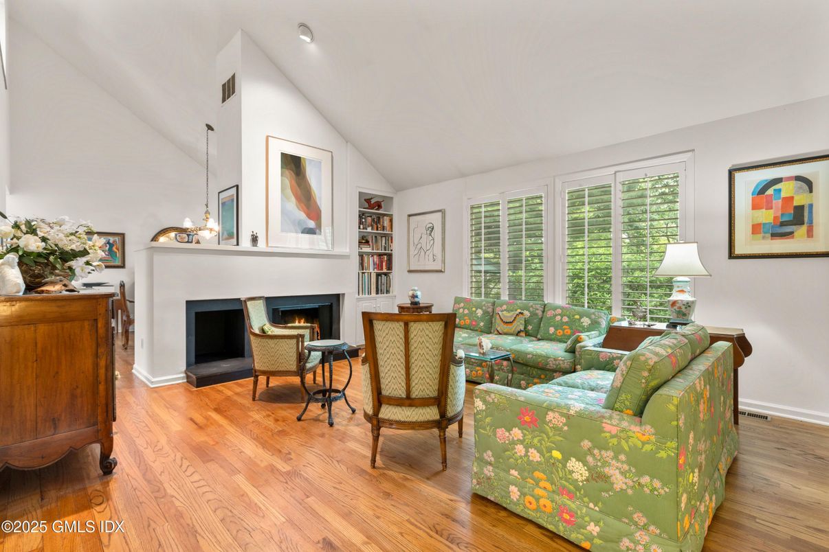 Fireplace, Interior, Living room, Pendant Lights, Wood Texture Flooring