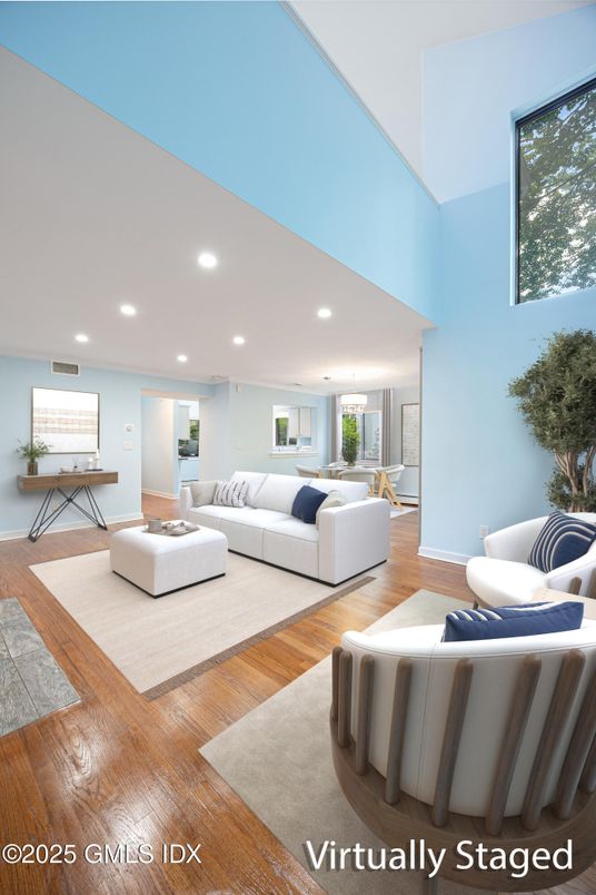 Interior, Living room, Recessed Lighting, Wood Texture Flooring